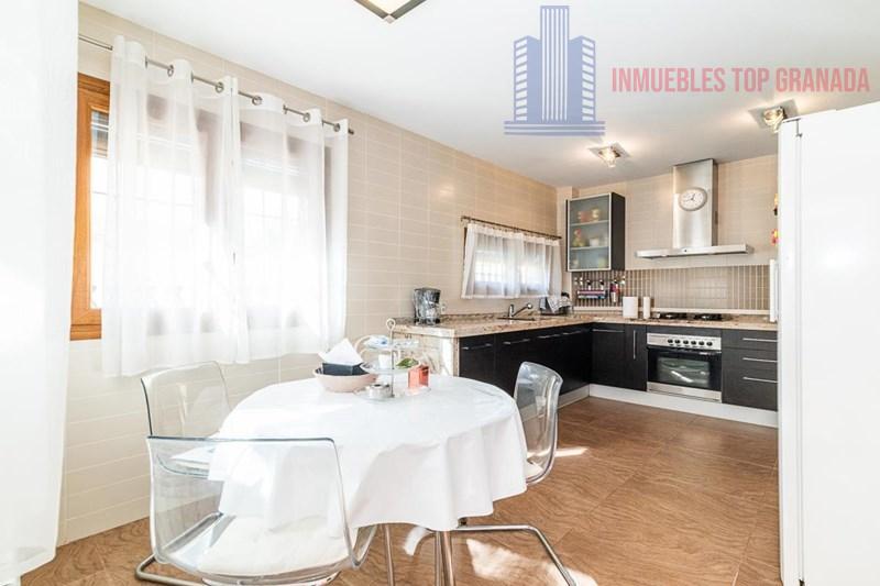 For sale of chalet in Dúrcal