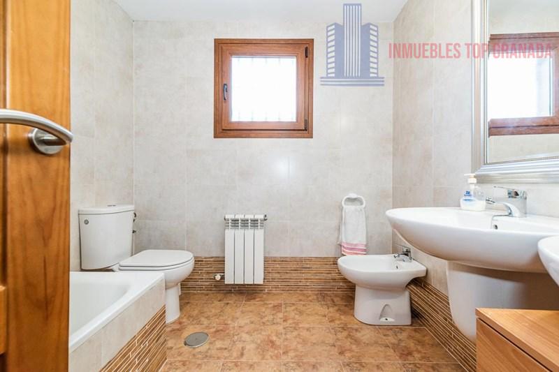 For sale of chalet in Dúrcal