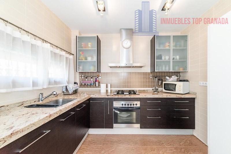For sale of chalet in Dúrcal