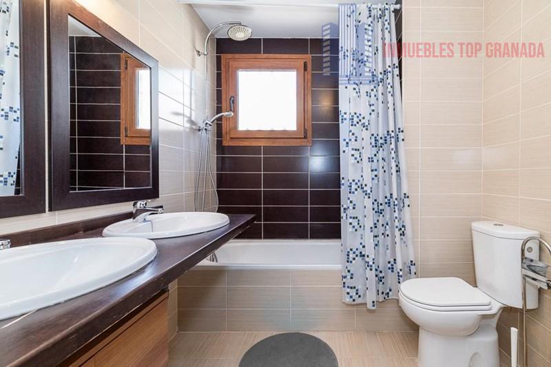 For sale of chalet in Dúrcal