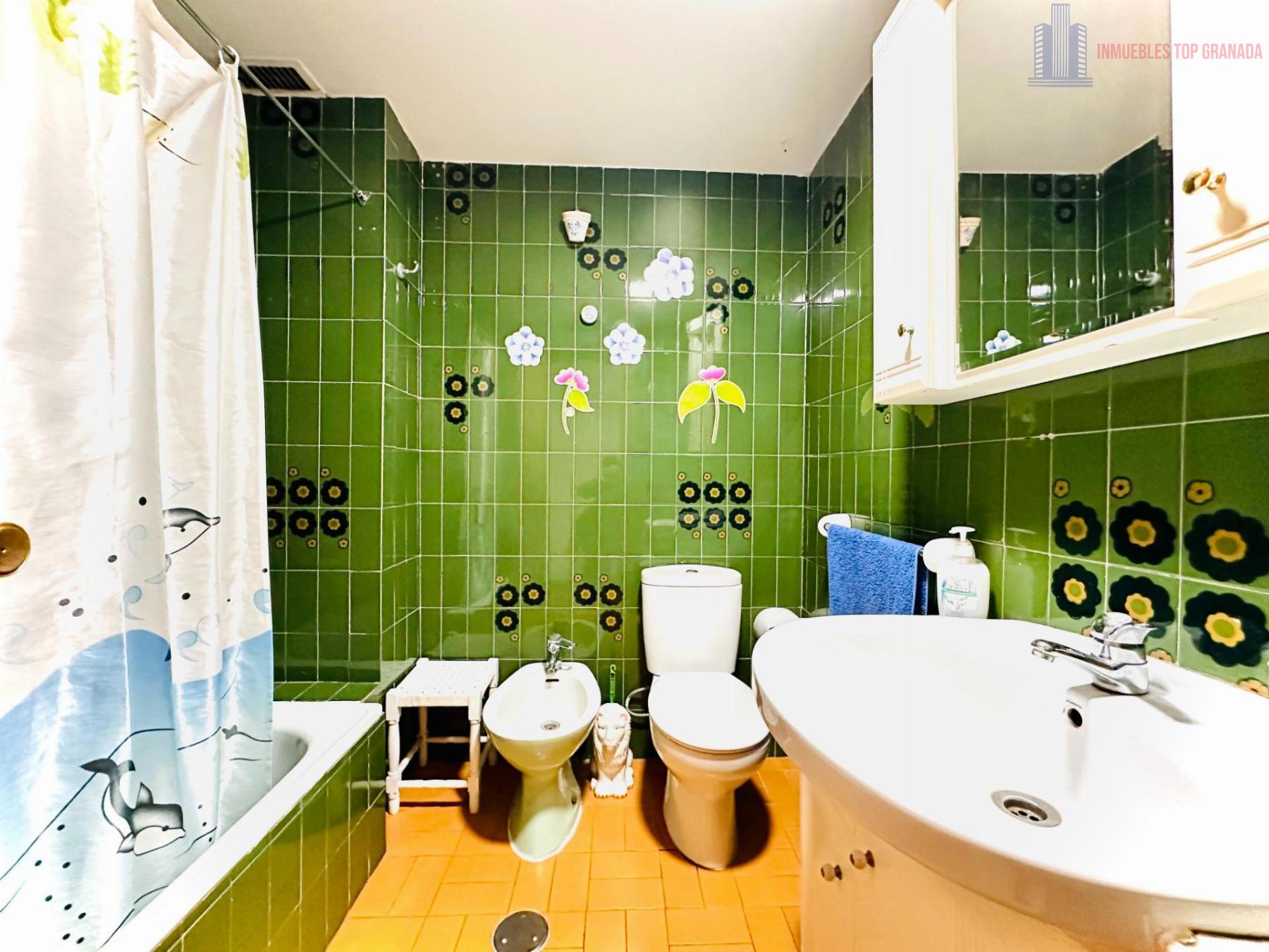 For sale of flat in Maracena