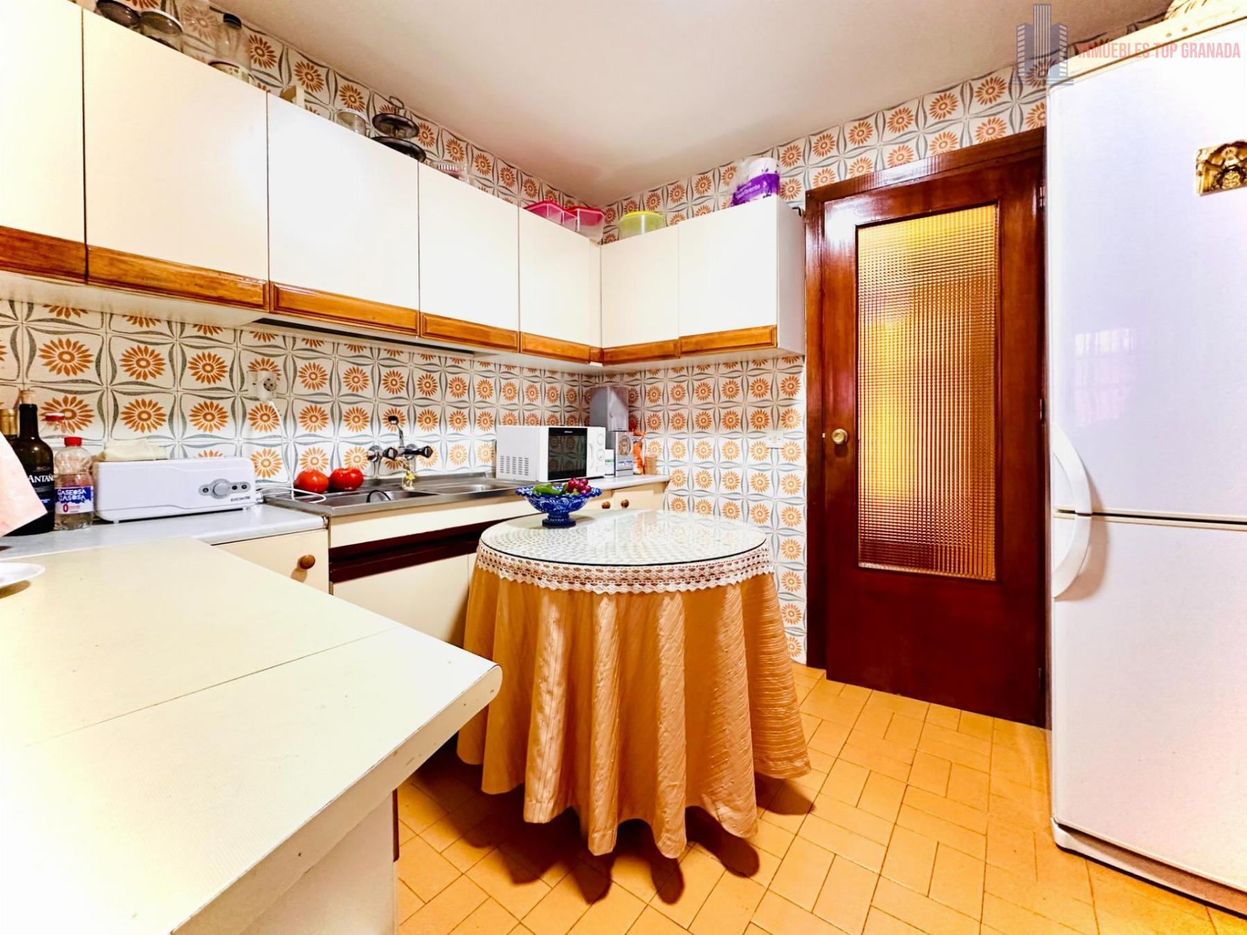 For sale of flat in Maracena