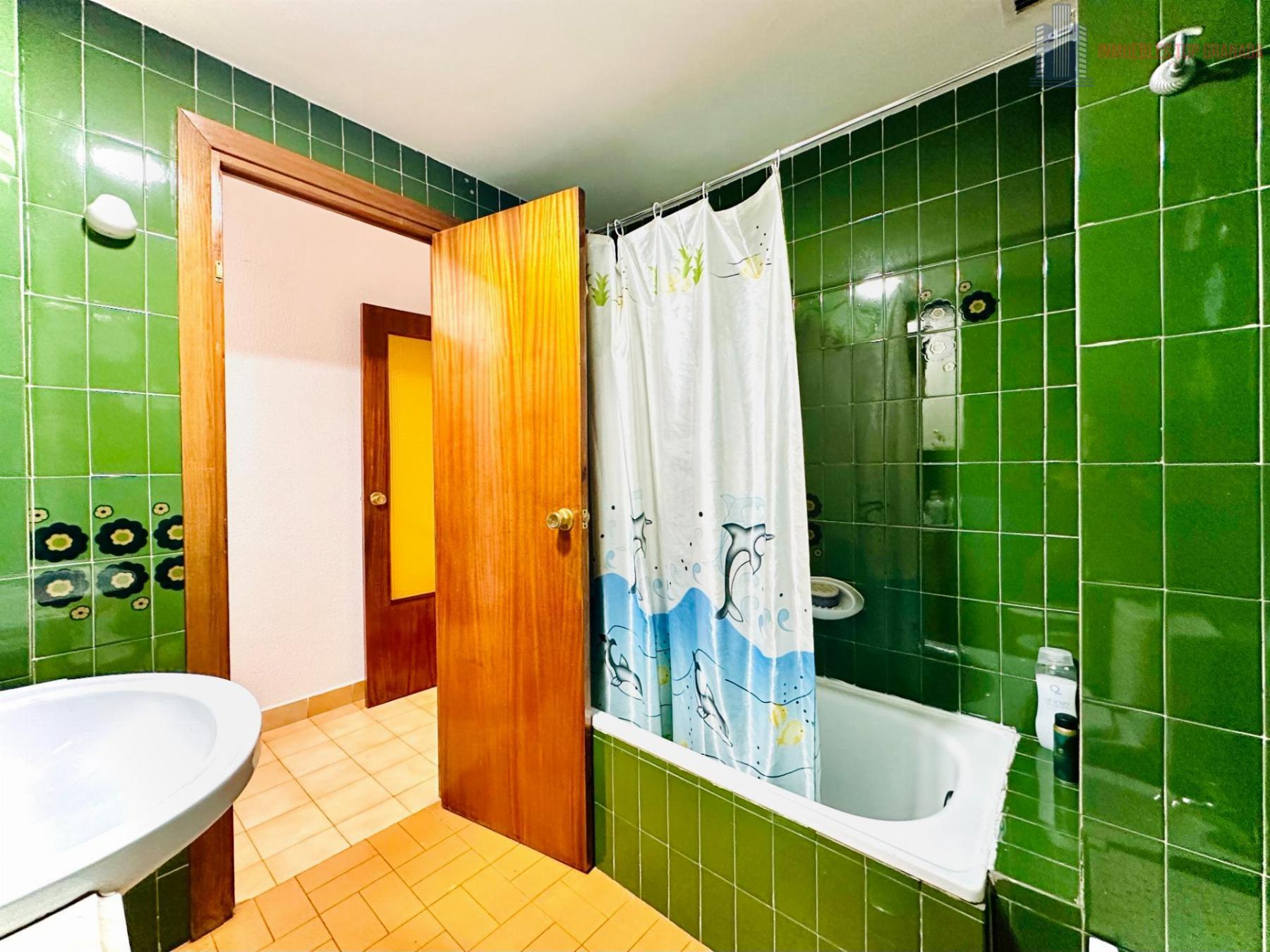 For sale of flat in Maracena
