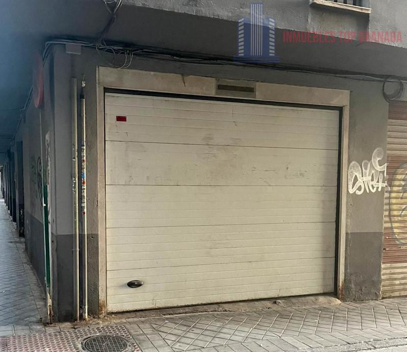 Venta de garaje en Granada