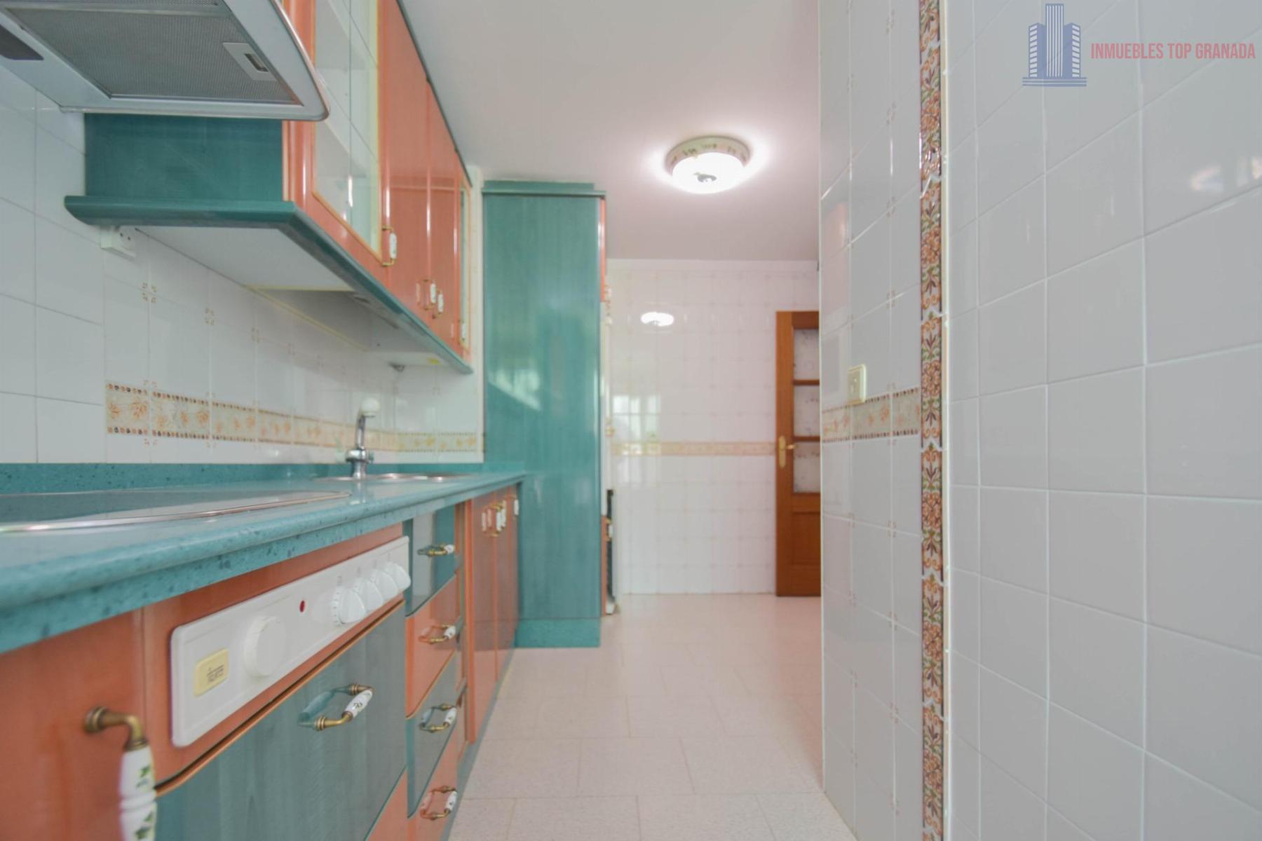 For sale of flat in Atarfe