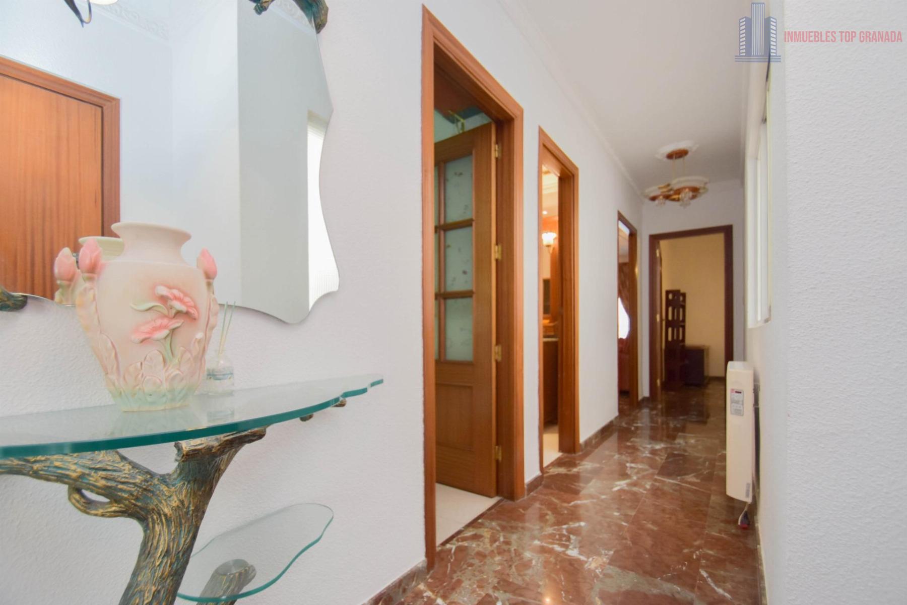 For sale of flat in Atarfe
