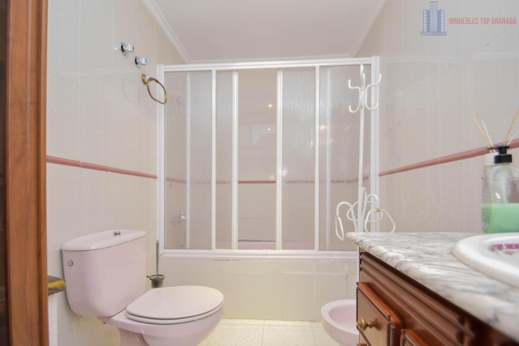 For sale of flat in Atarfe