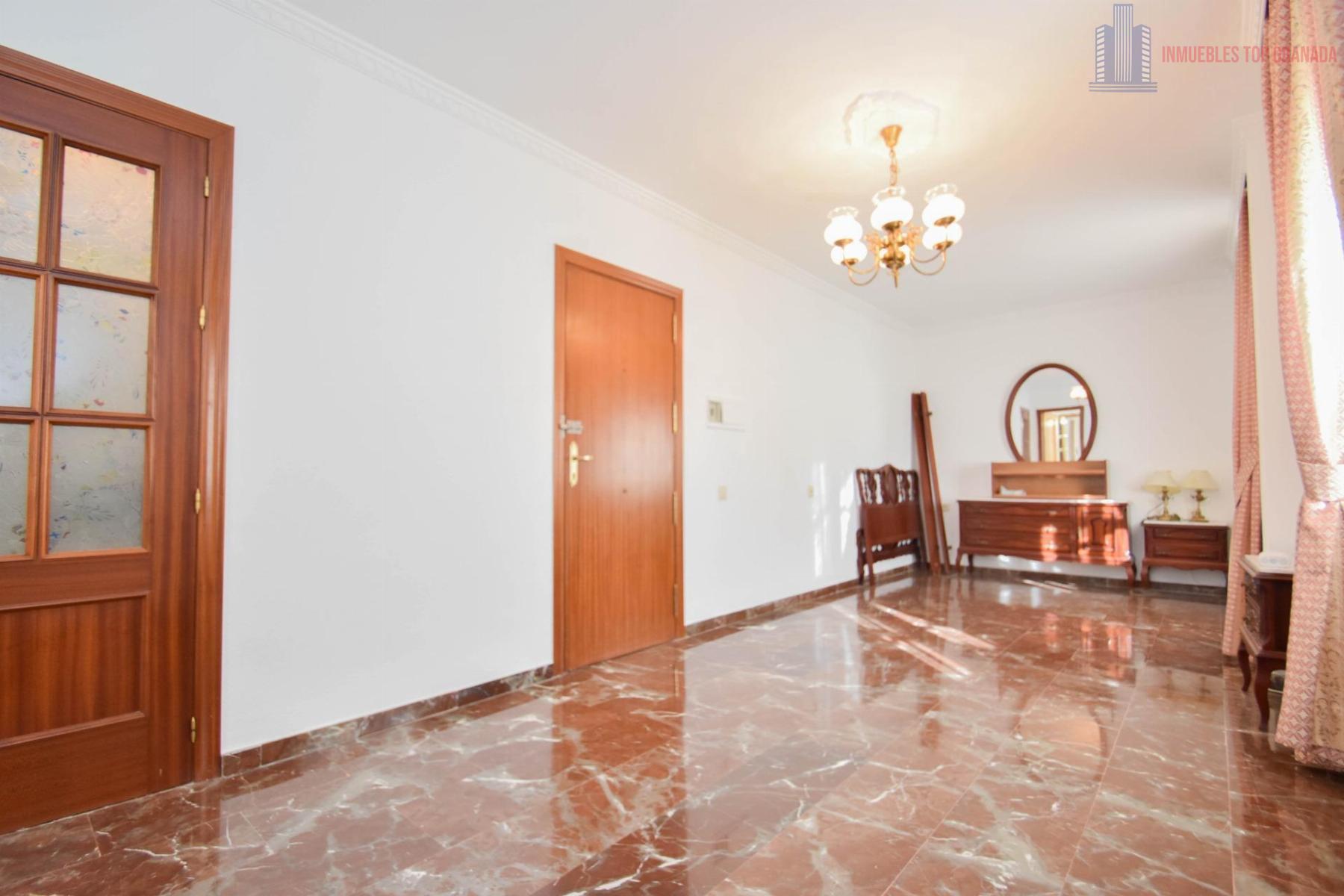 For sale of flat in Atarfe