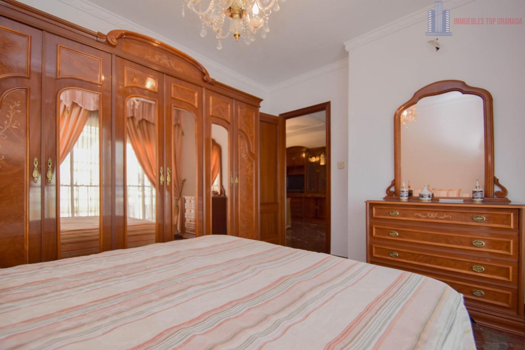 For sale of flat in Atarfe