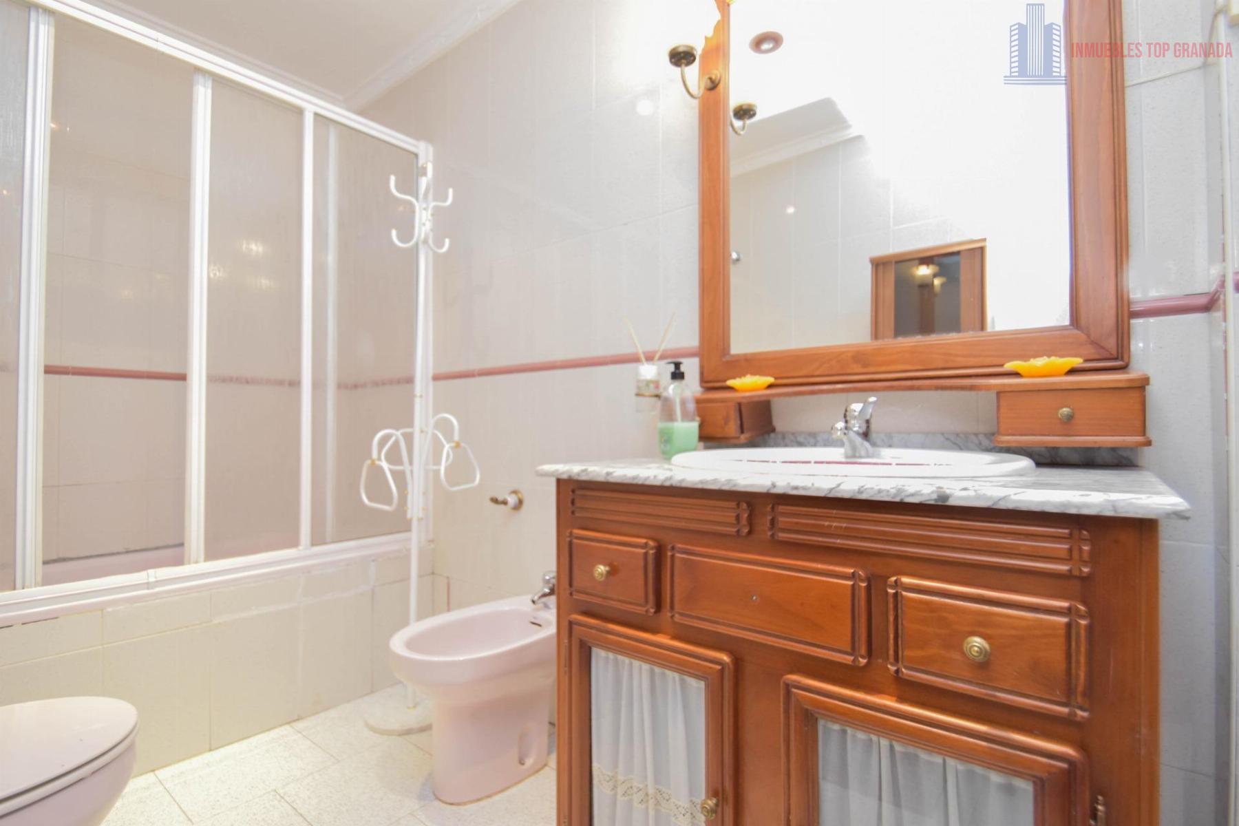 For sale of flat in Atarfe