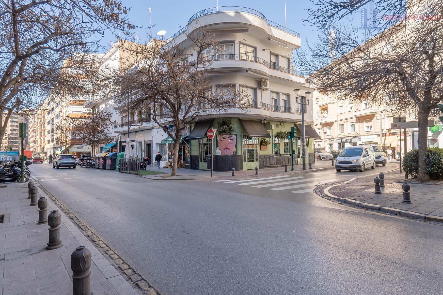 For sale of apartment in Granada