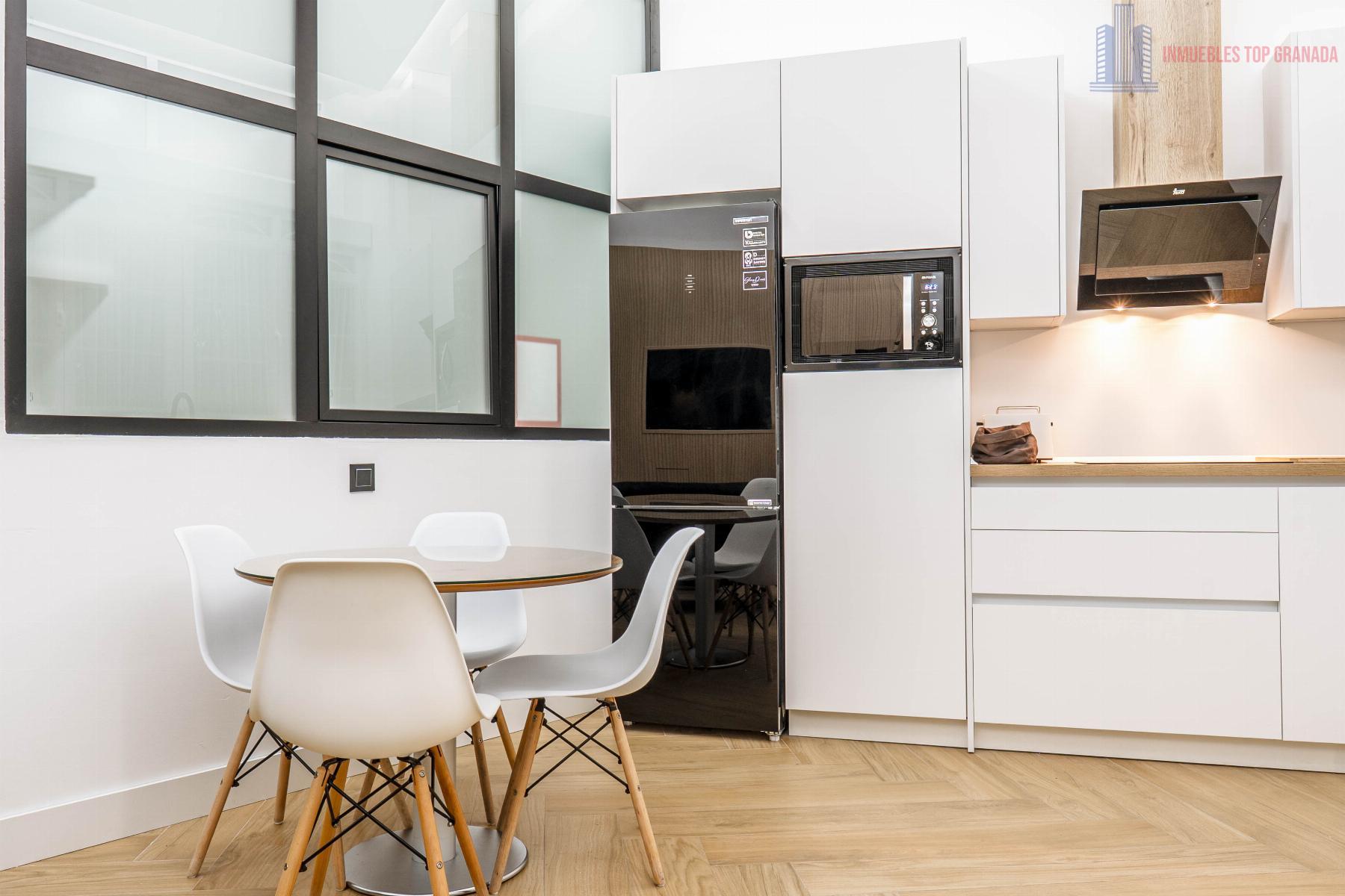 For sale of apartment in Granada