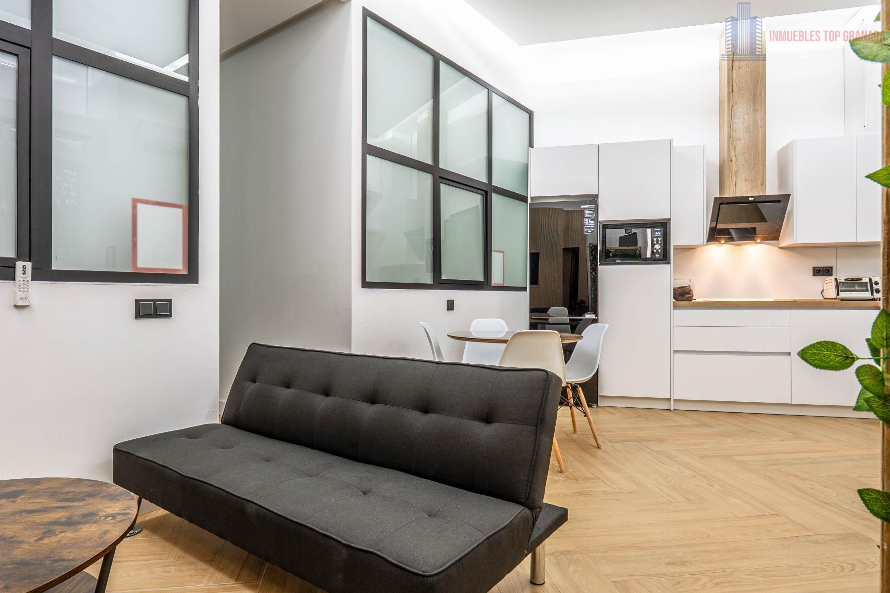 For sale of apartment in Granada
