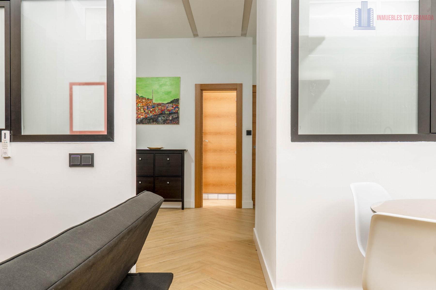 For sale of apartment in Granada