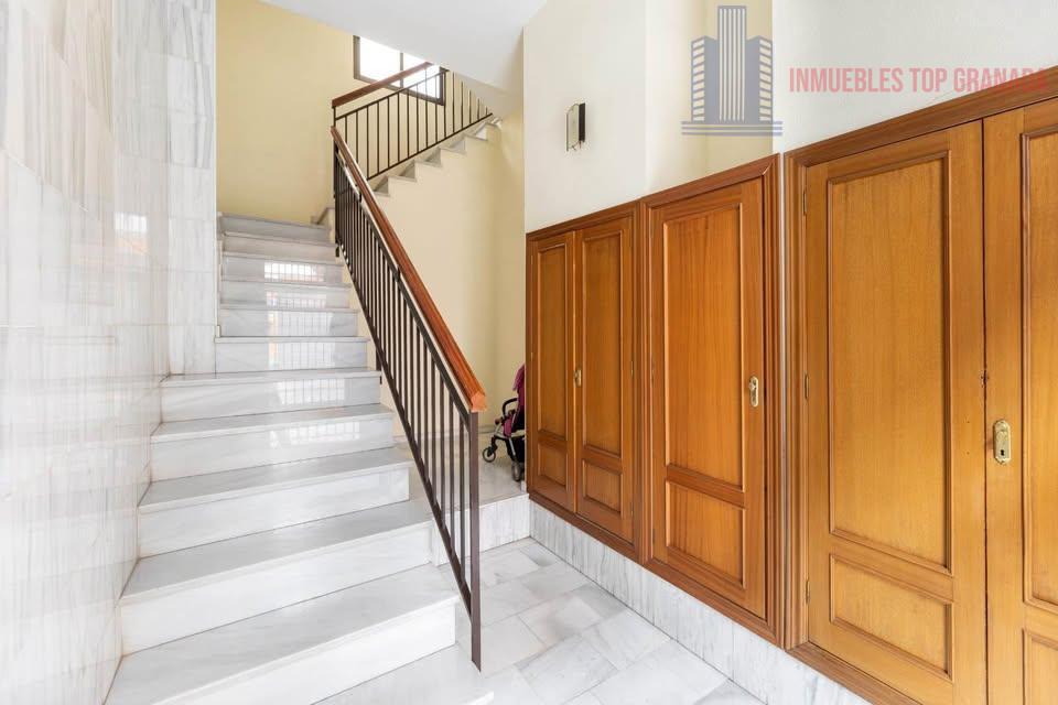 For sale of flat in Armilla