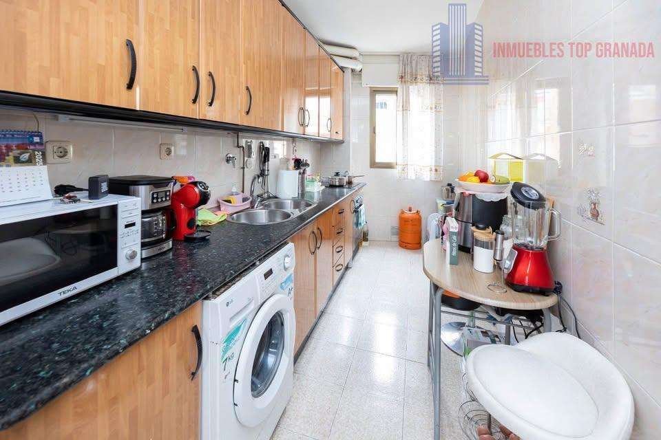 For sale of flat in Armilla