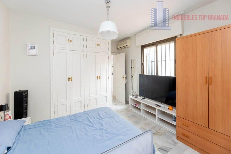 For sale of flat in Armilla