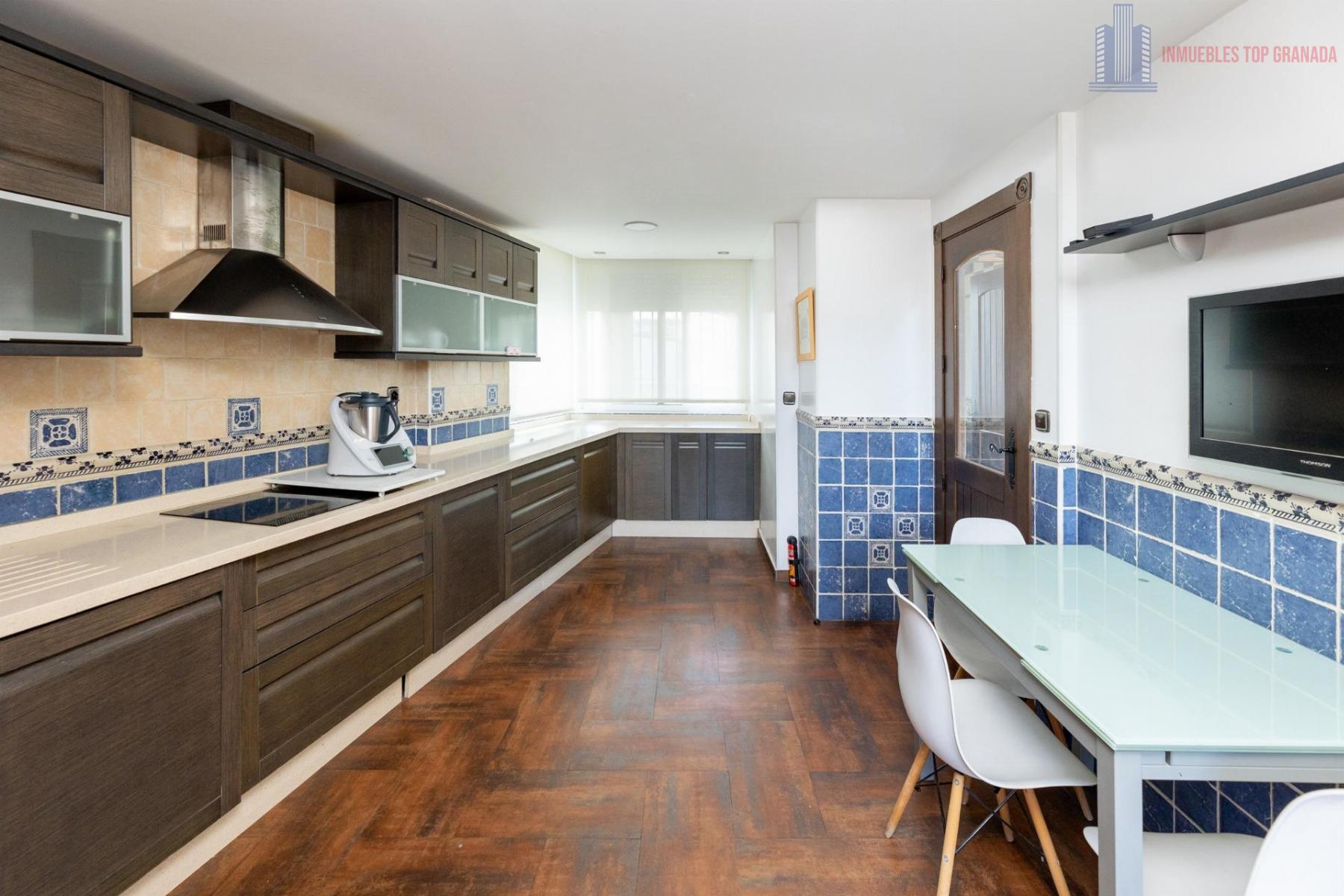 For sale of house in Churriana de la Vega