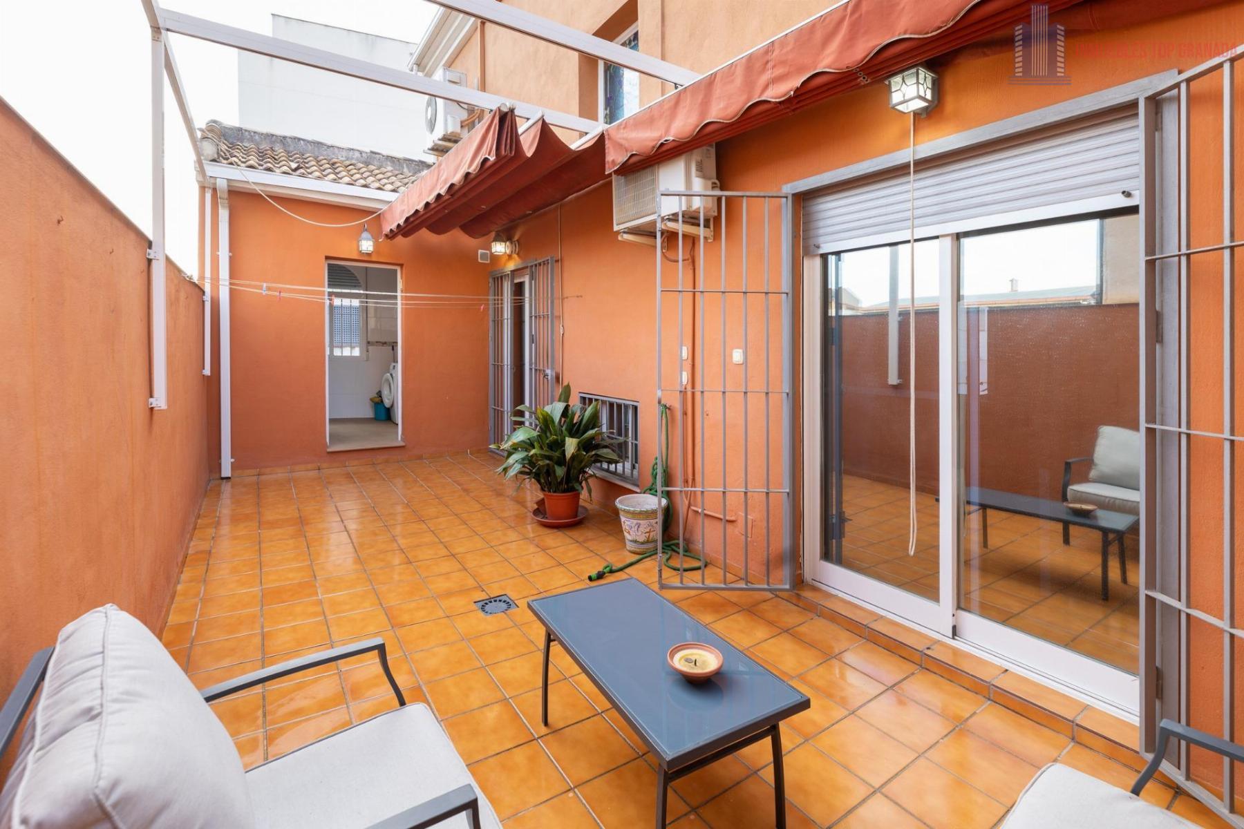 For sale of house in Churriana de la Vega