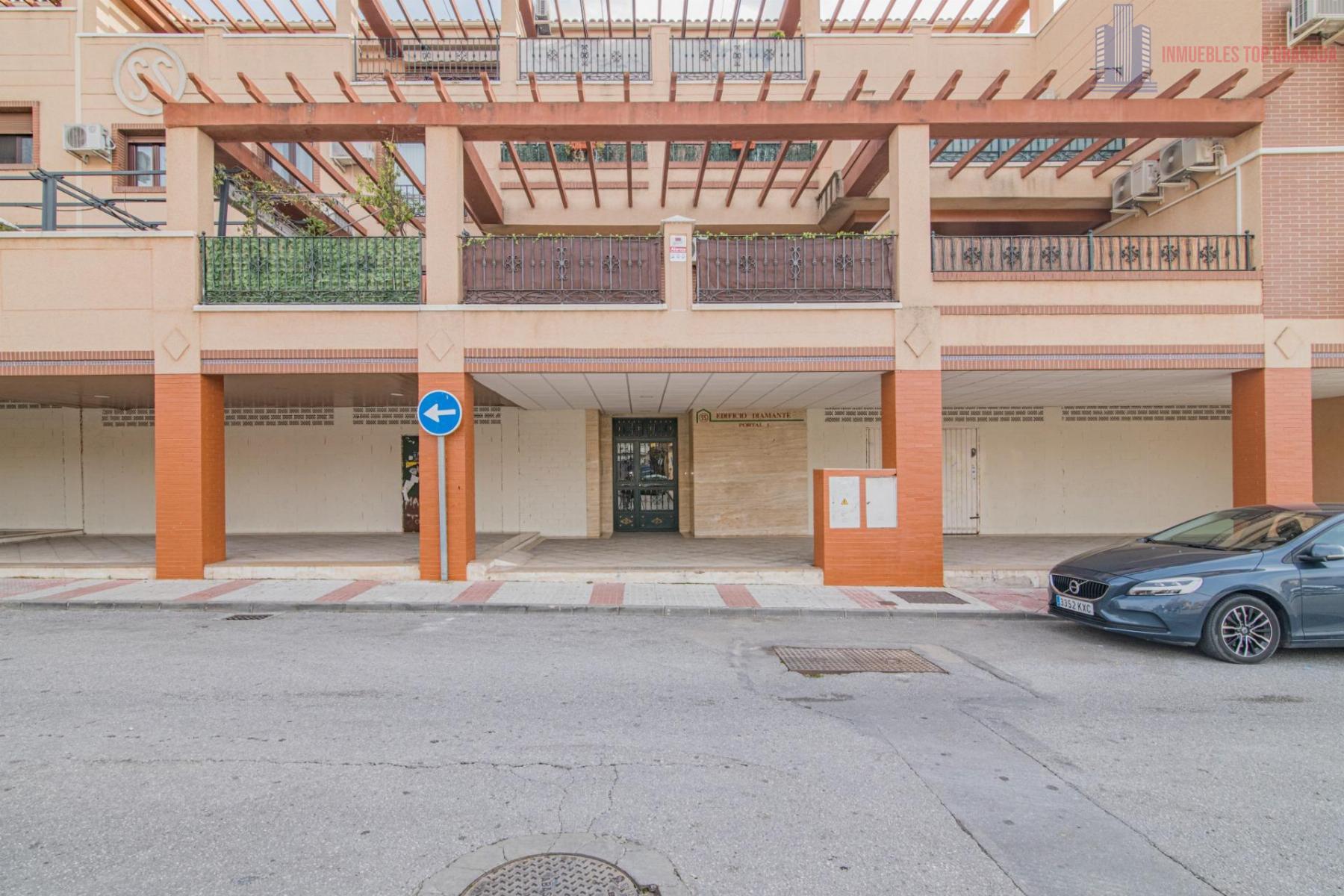 For sale of flat in Atarfe