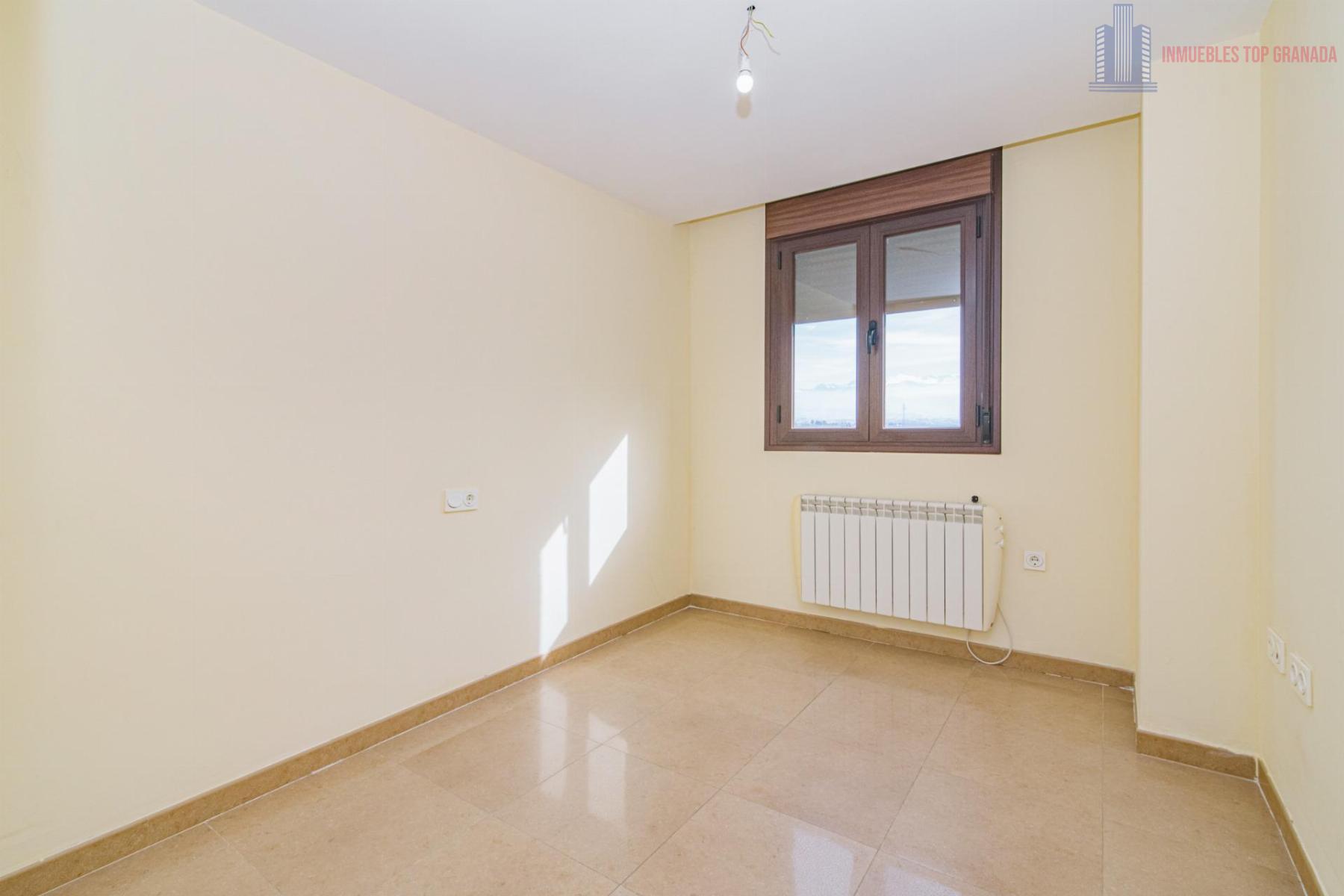 For sale of flat in Atarfe