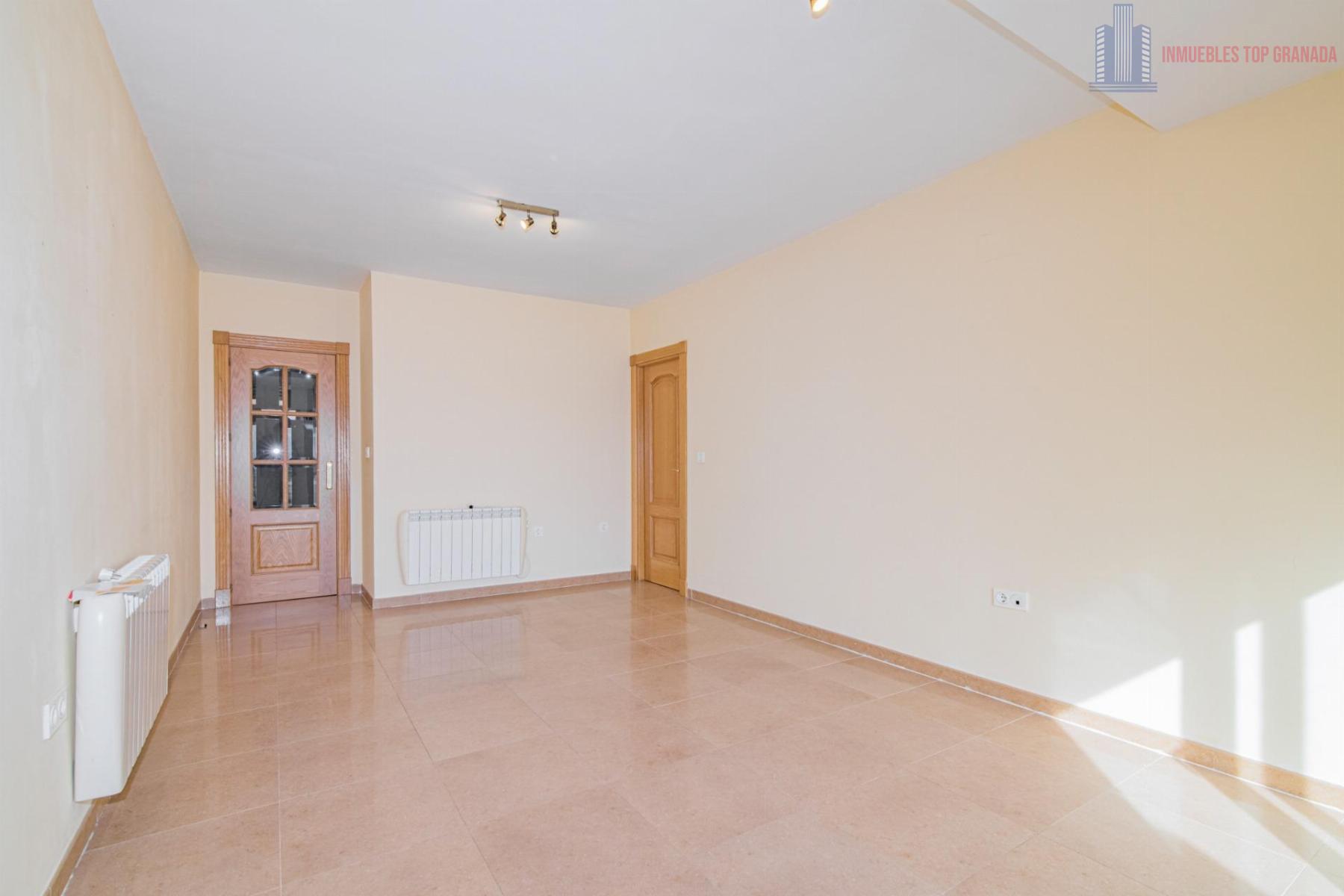 For sale of flat in Atarfe