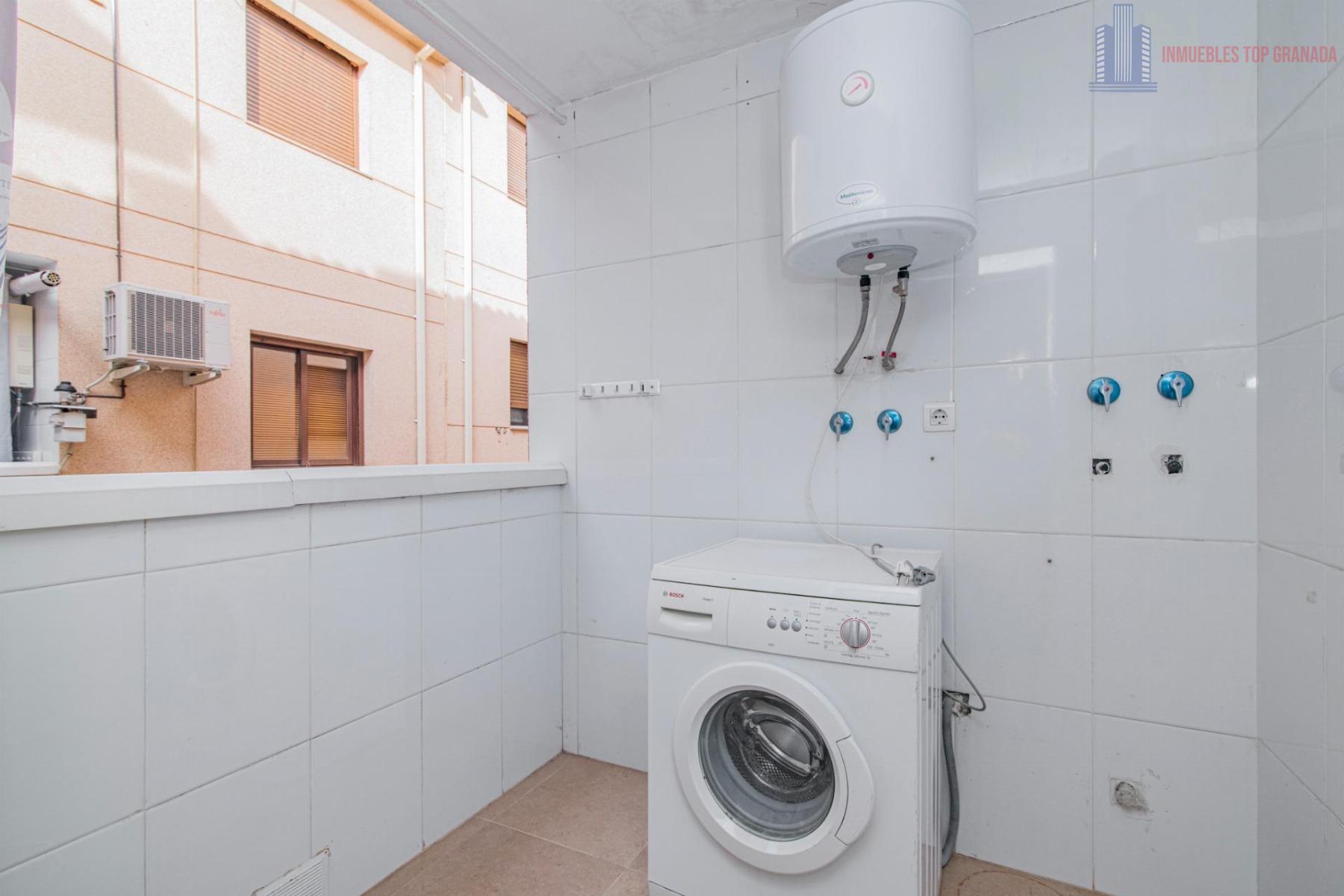 For sale of flat in Atarfe