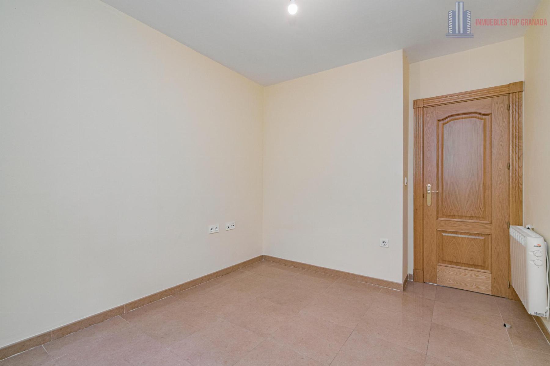 For sale of flat in Atarfe