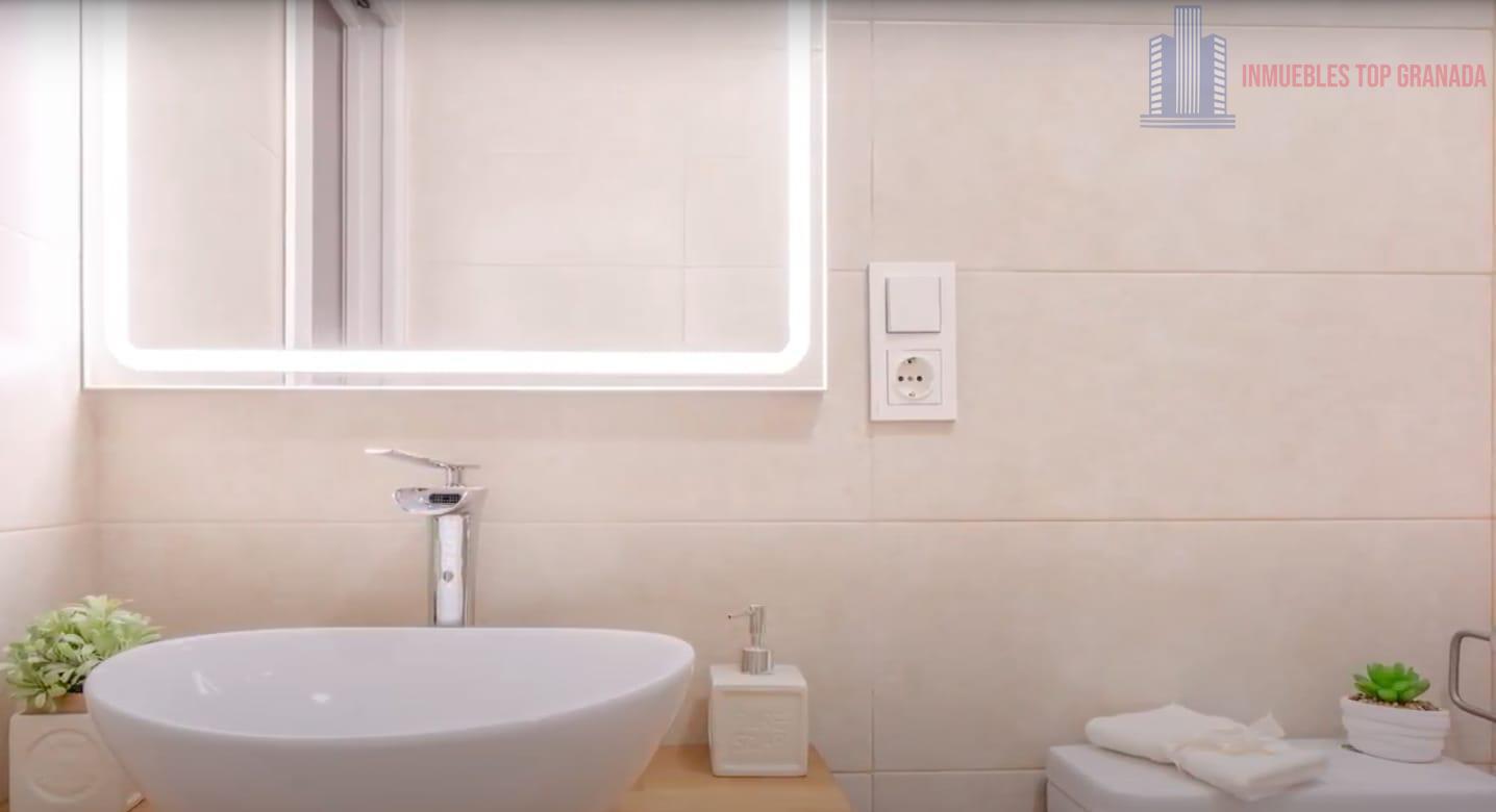 Venta de estudio en Granada
