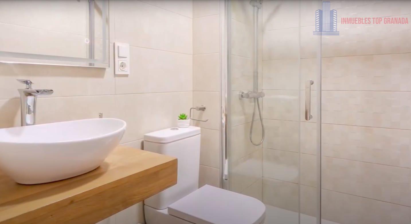 Venta de estudio en Granada