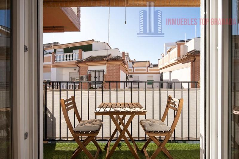 For sale of flat in Churriana de la Vega