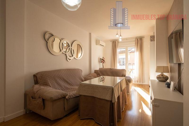 For sale of flat in Churriana de la Vega