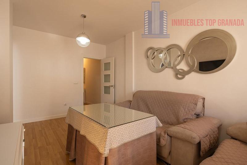 For sale of flat in Churriana de la Vega