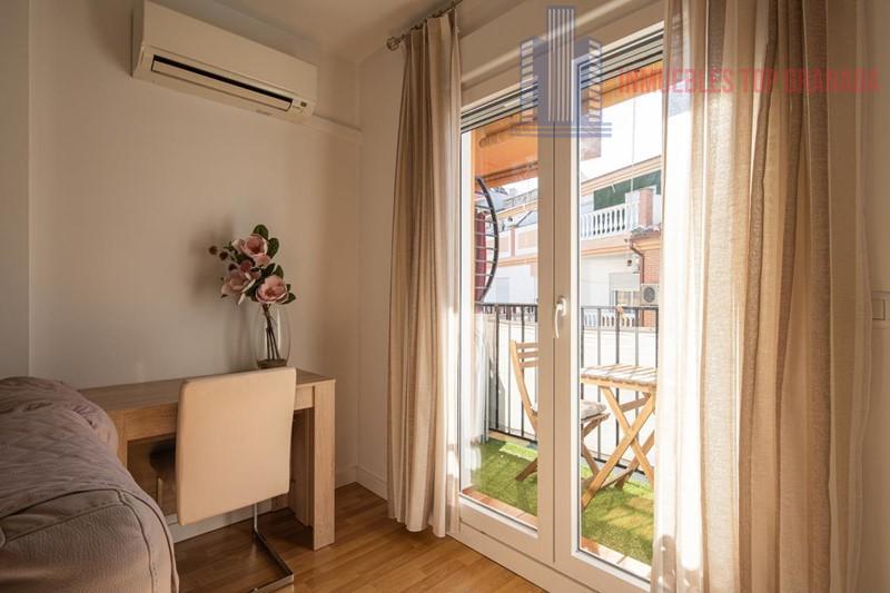 For sale of flat in Churriana de la Vega