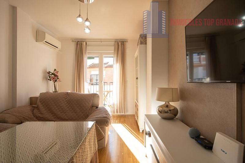 For sale of flat in Churriana de la Vega