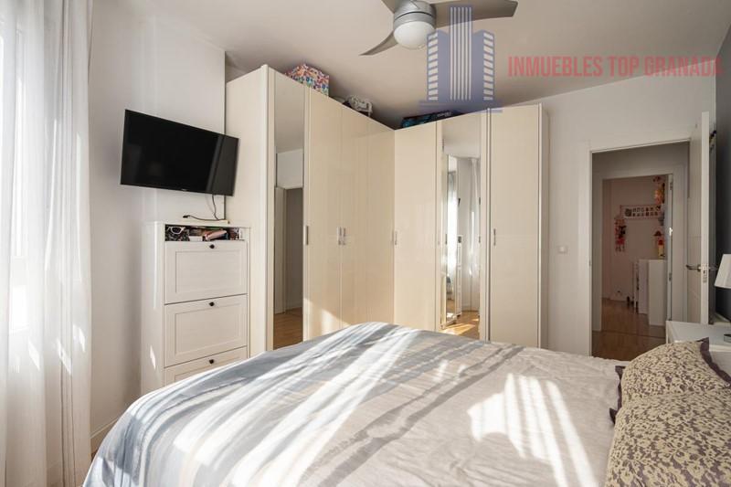 For sale of flat in Churriana de la Vega