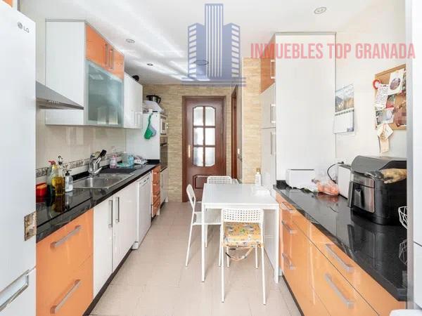 Venta de piso en Granada