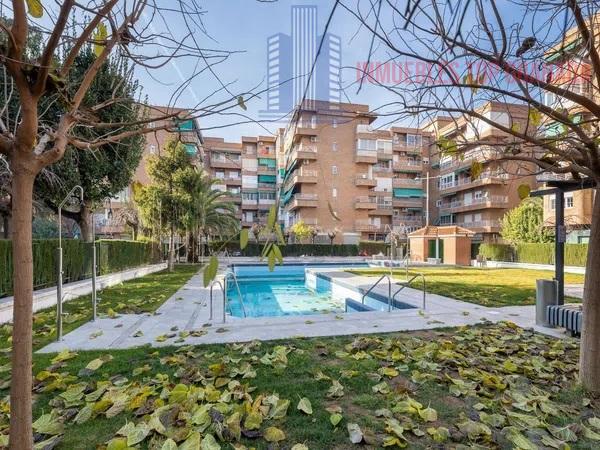 Venta de piso en Granada