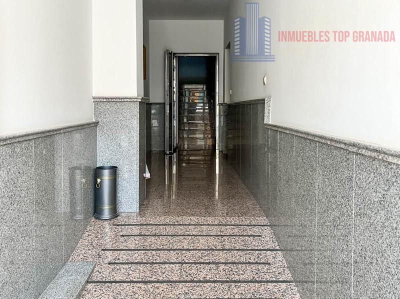 For sale of flat in Padul