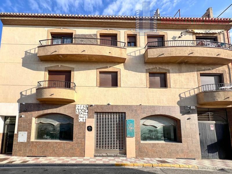 For sale of flat in Padul
