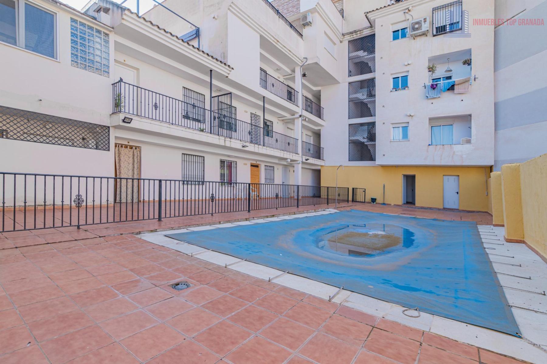 For sale of flat in Las Gabias