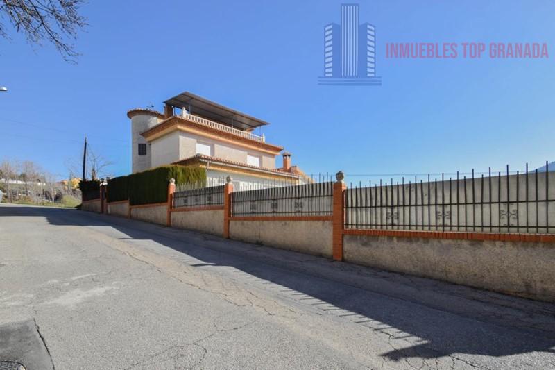 For sale of chalet in Cenes de la Vega