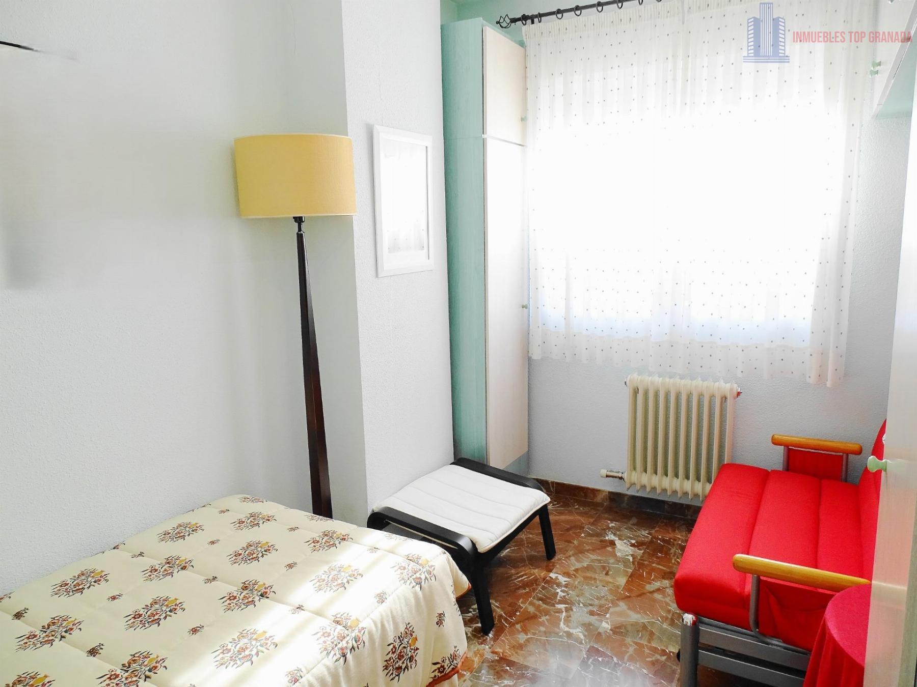 Venta de piso en Granada