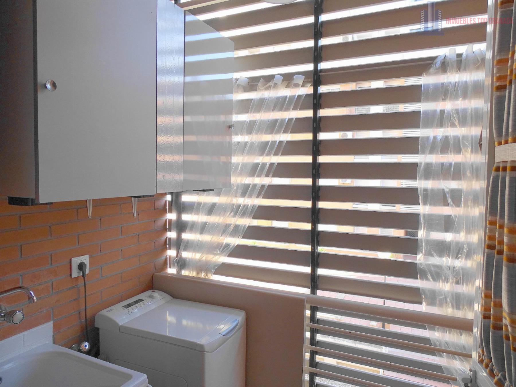 Venta de piso en Granada