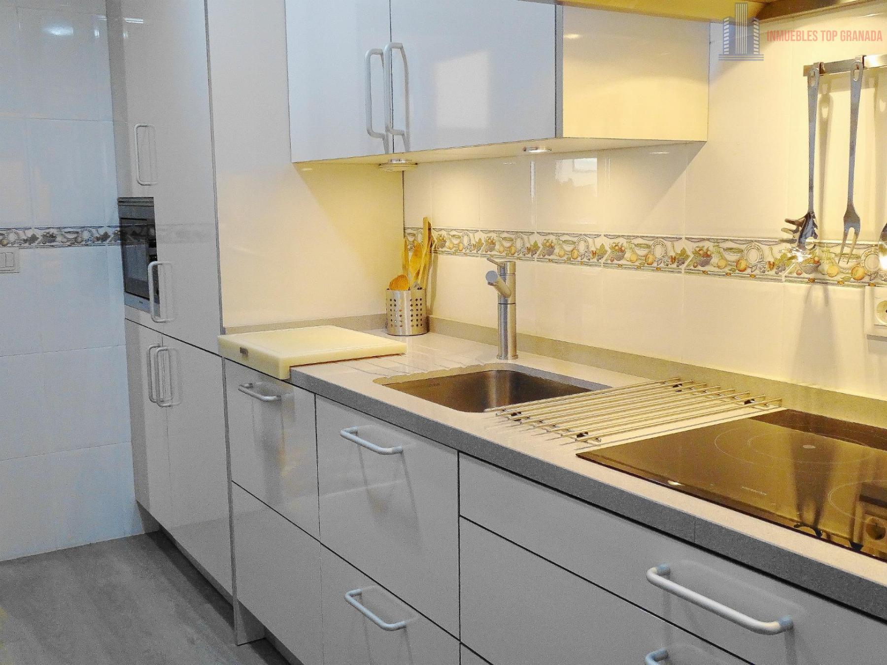 Venta de piso en Granada