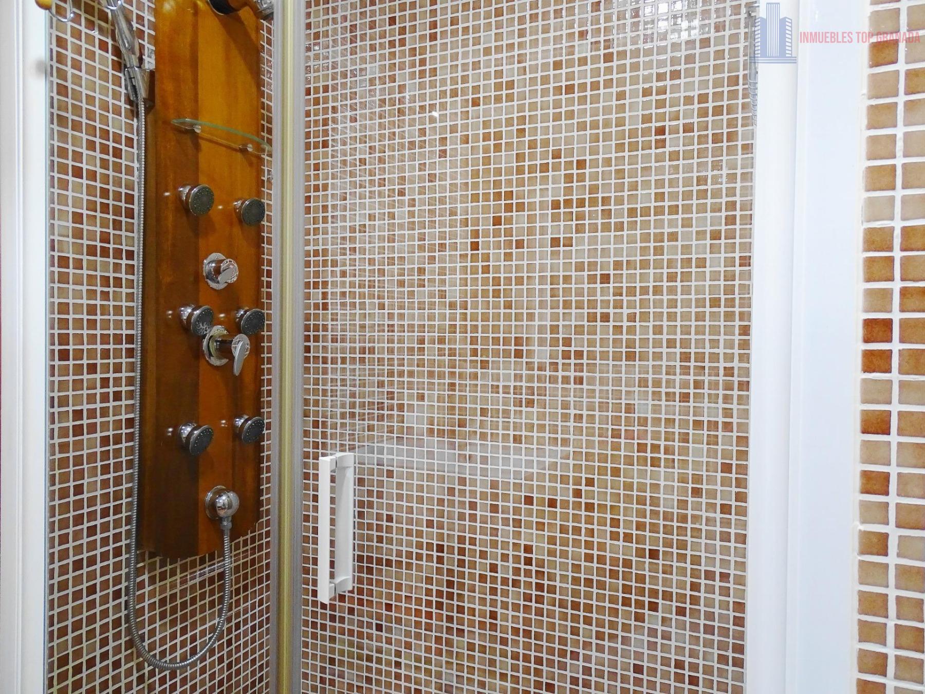 Venta de piso en Granada