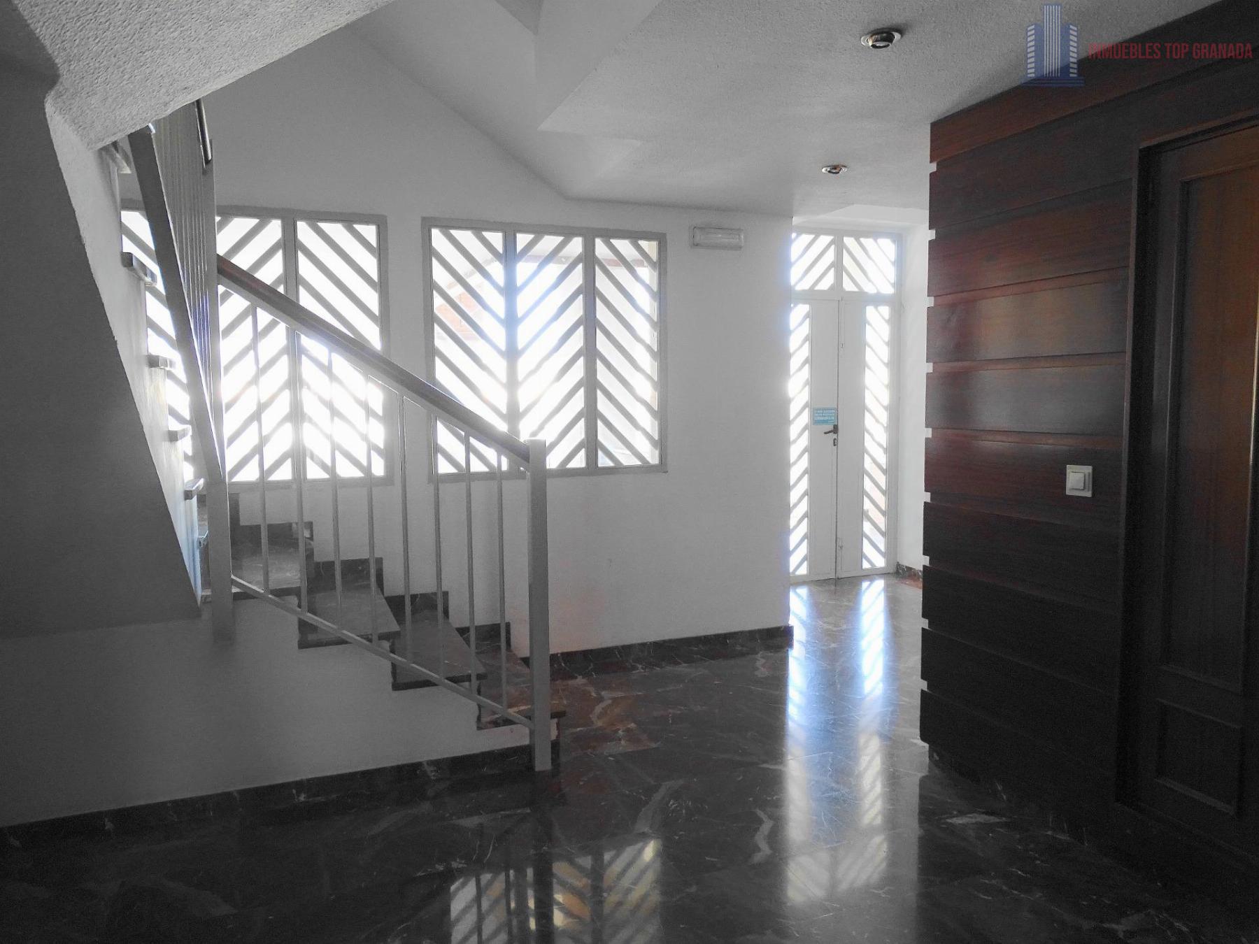 Venta de piso en Granada