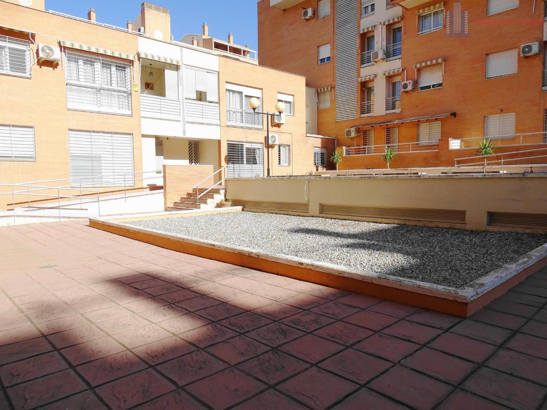 Venta de piso en Granada