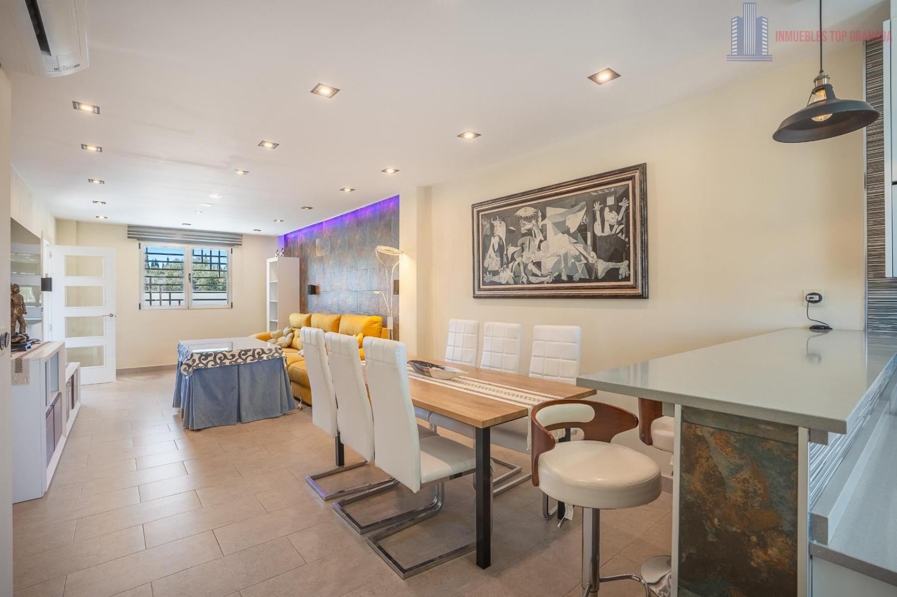 For sale of chalet in Atarfe
