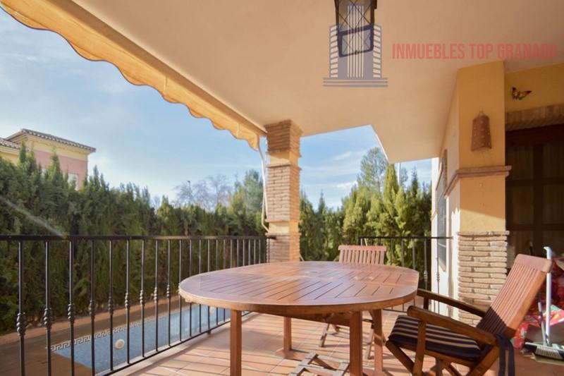 For sale of chalet in Maracena